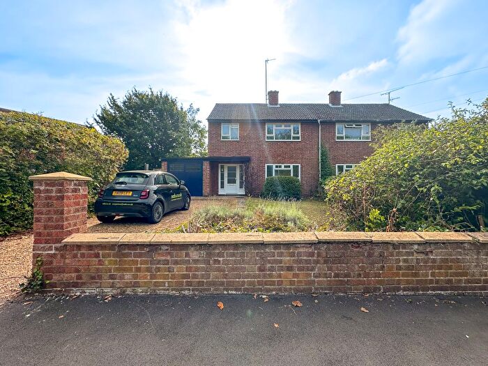 3 Bedroom Semi Detached House To Rent In Church Lane, Trumpington, Cambridge, CB2