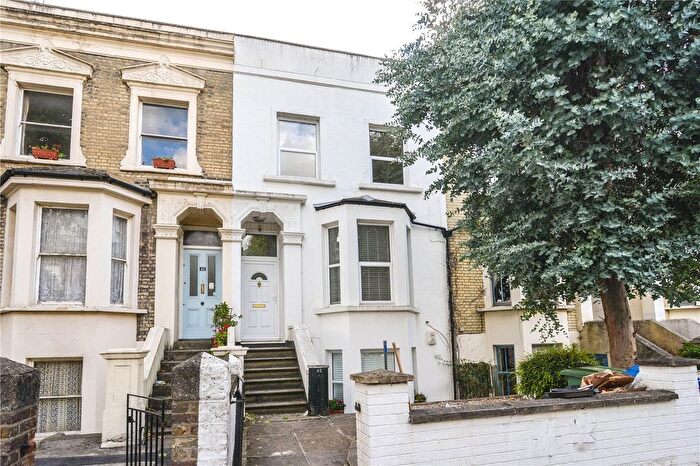 1 Bedroom Flat To Rent In Fenwick Road, Peckham Rye, London, SE15