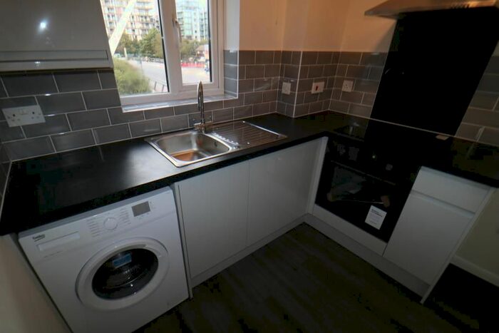 1 Bedroom Flat To Rent In Thistle Court, Tottenham, N17