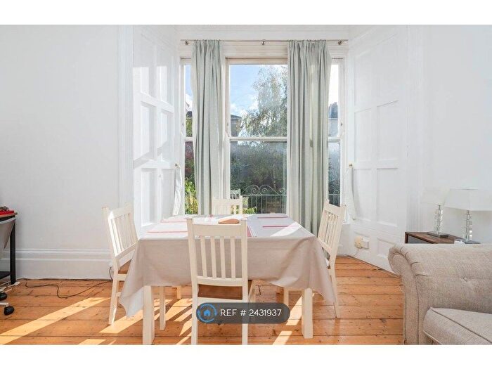 1 Bedroom Flat To Rent In Westfield Park, Redland, Bristol, BS6