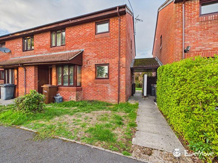 1 Bedroom Semi-Detached House For Sale In Danehurst Place, Andover, Hampshire, SP10
