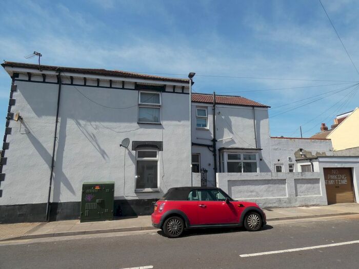 1 Bedroom Flat To Rent In Chichester Road, Portsmouth, PO2