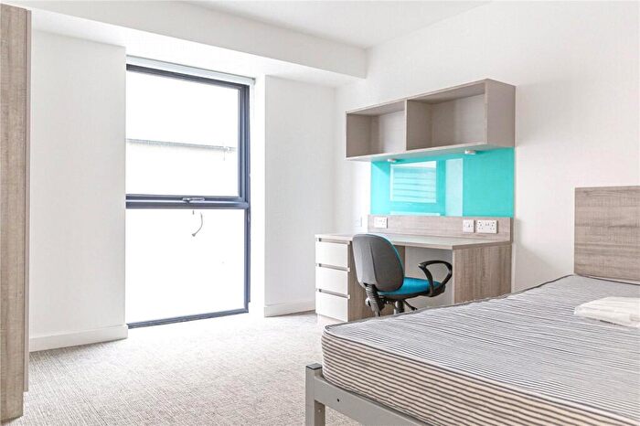 4 Bedroom Apartment To Rent In Cheswick Campus, The Square, Long Down Avenue, Bristol, BS16