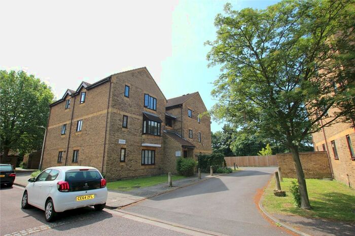 1 Bedroom Flat To Rent In Jasmin Close, Northwood, Middlesex, HA6