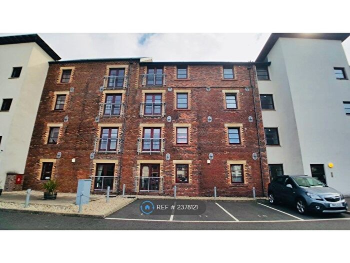 2 Bedroom Flat To Rent In York Street, Ayr, KA8