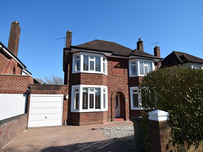 3 Bedroom Link Detached House To Rent In Garth Drive, Chester, Cheshire, CH2