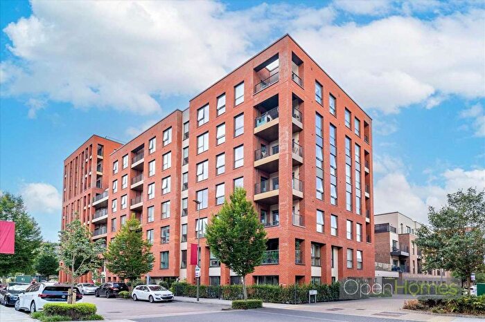 3 Bedroom Flat For Sale In Pandorea House, Lismore Boulevard, Colindale, NW9