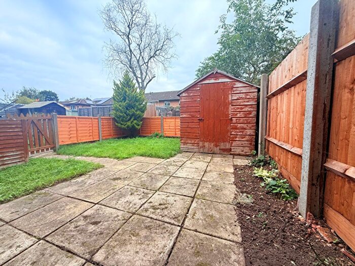 1 Bedroom Maisonette To Rent In Yew Grove, Welwyn Garden City, AL7
