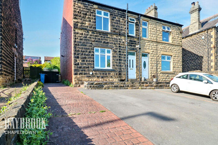 3 Bedroom Semi-Detached House For Sale In Burncross Road, Burncross, S35