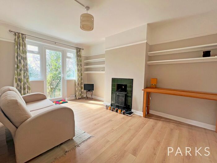 2 Bedroom Flat To Rent In Princes Cresent, Brighton, BN2