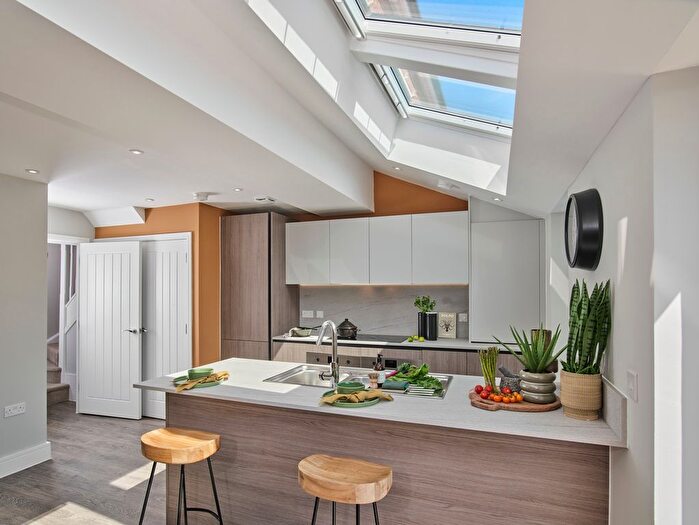 3 Bedroom Detached House For Sale In "The Robin" At Du Maurier Lane, Milton Keynes, MK4