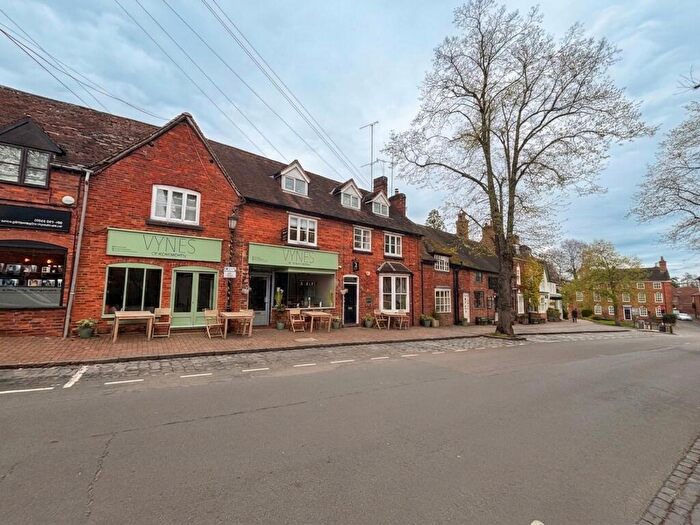 2 Bedroom Apartment To Rent In High Street, Kenilworth, CV8