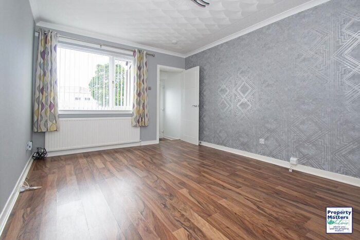 2 Bedroom Flat To Rent In B Clark Street, KA1