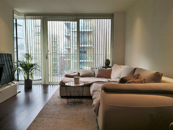 1 Bedroom Flat To Rent In Nature View, Woodberry Grove, London, N4