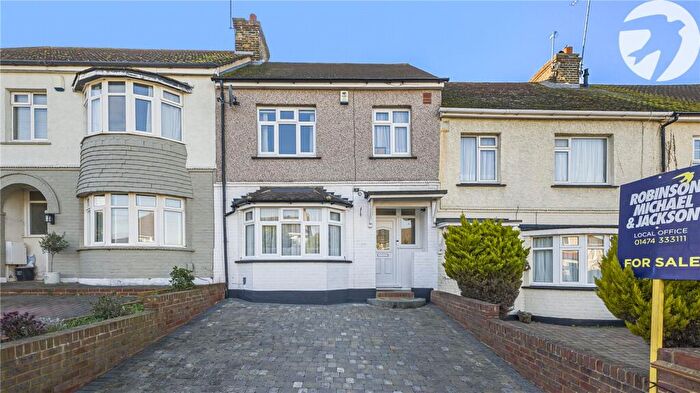 3 Bedroom Terraced House For Sale In Lamorna Avenue, Gravesend, Kent, DA12