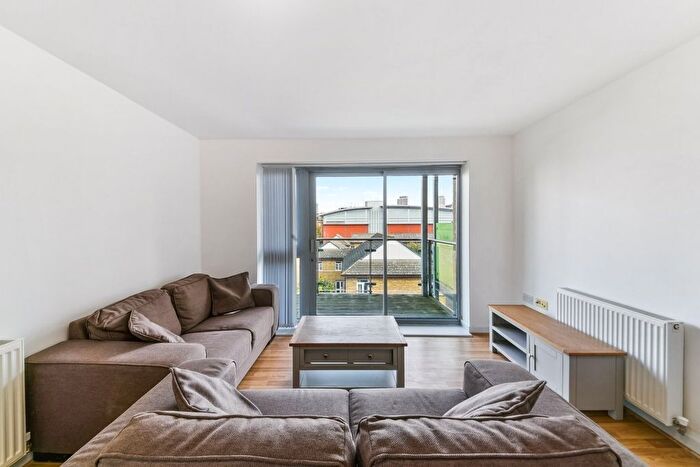 2 Bedroom Flat For Sale In Ducaine Apartments, Merchant Street, Bow, London, E3