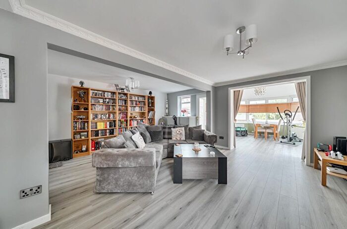 3 Bedroom Semi-Detached House For Sale In Midland Place, Llansamlet, Swansea, SA7