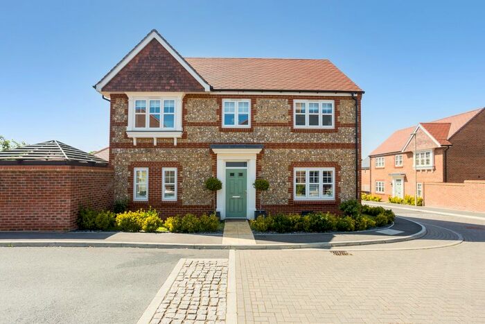 4 Bedroom Detached House To Rent In Buckthorn Road, Whitchurch, RG28