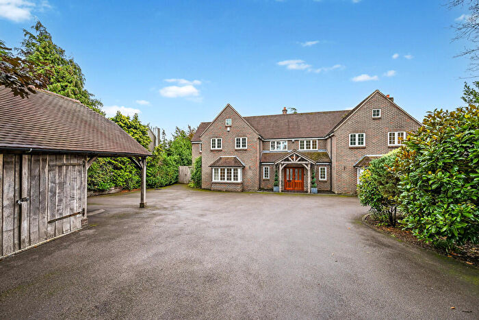 5 Bedroom Detached House For Sale In Titchfield Lane, Wickham, PO17