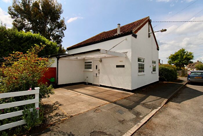 2 Bedroom Detached Bungalow For Sale In Highthorpe, Southrey, Lincoln, LN3