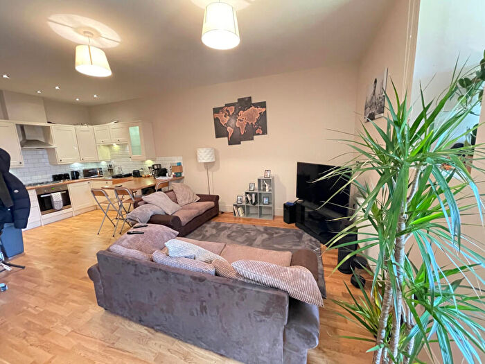 1 Bedroom Apartment To Rent In Sandfield Avenue, Leeds, LS6