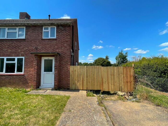3 Bedroom Semi-Detached House To Rent In Botley, Oxford, OX2