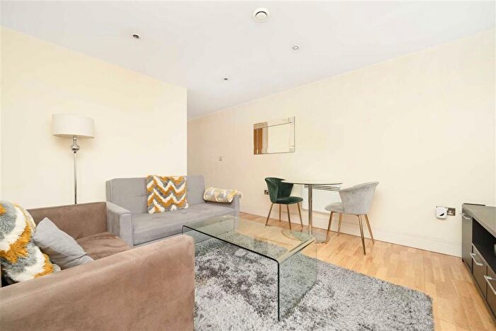 1 Bedroom Flat To Rent In Cheshire Street, Brick Lane, E2