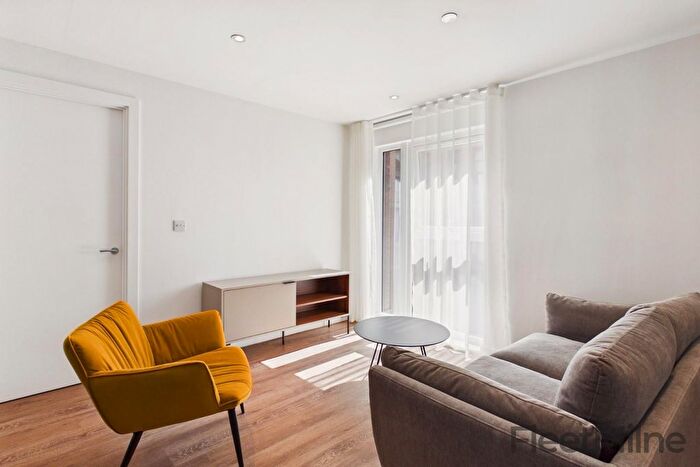 2 Bedroom Flat To Rent In The Holloway, Birmingham, B1