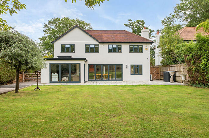 4 Bedroom Detached House For Sale In New Lane, Sutton Green, Guildford, Surrey, GU4