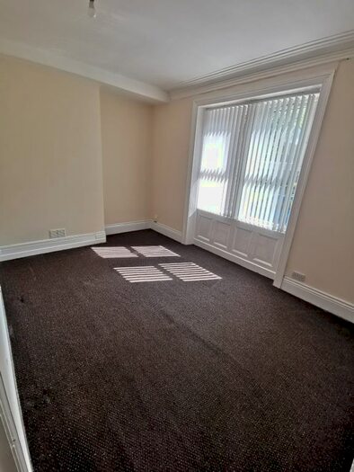 2 Bedroom Flat To Rent In Coldwell Terrace, Gateshead, NE10