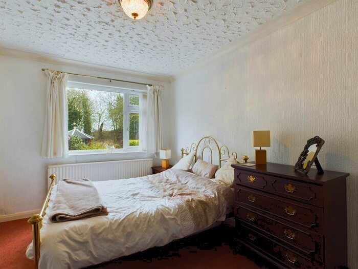 3 Bedroom Bungalow For Sale In Whisperwood, Hagworthingham Road