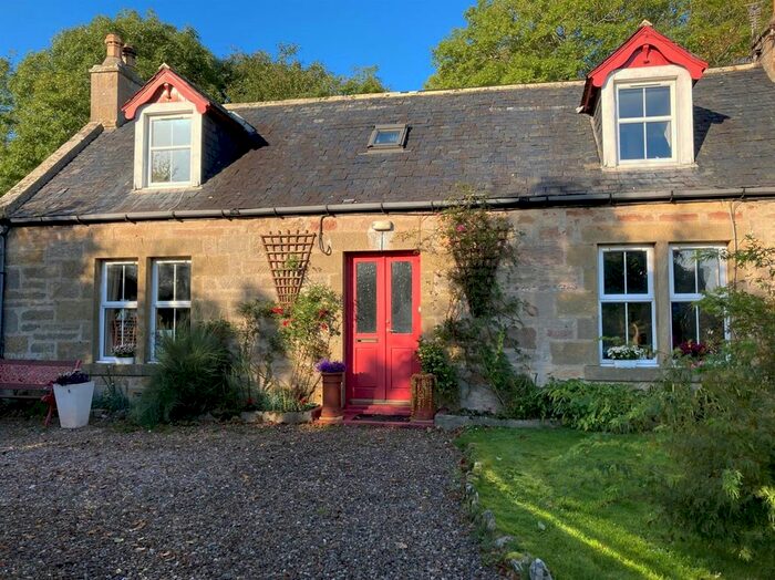 3 Bedroom Semi-Detached House For Sale In Ashgrove, Braefoot, Hilton, Tain, Ross-Shire IV20