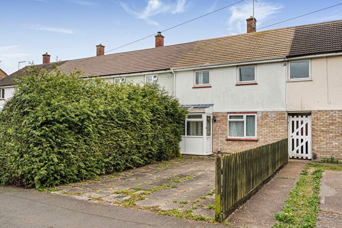 2 Bedroom Terraced House For Sale In Campkin Road, Cambridge, CB4