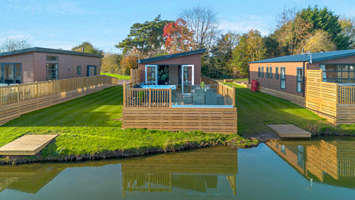 3 Bedroom Lodge For Sale In The Whimbrel, Noah's Retreat, Barton Street, Grimsby, Lincolnshire, DN37