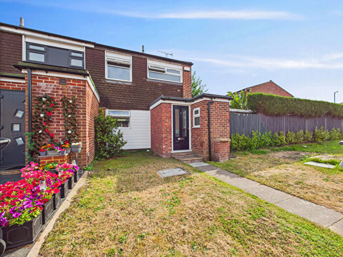 3 Bedroom Terraced House To Rent In Stour Close Chalvey Grove, Slough, Berkshire, SL1