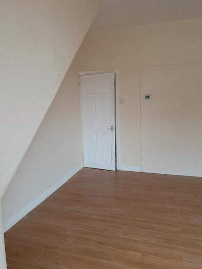 2 Bedroom Terraced House To Rent In Wilfred Street, Manchester, M40