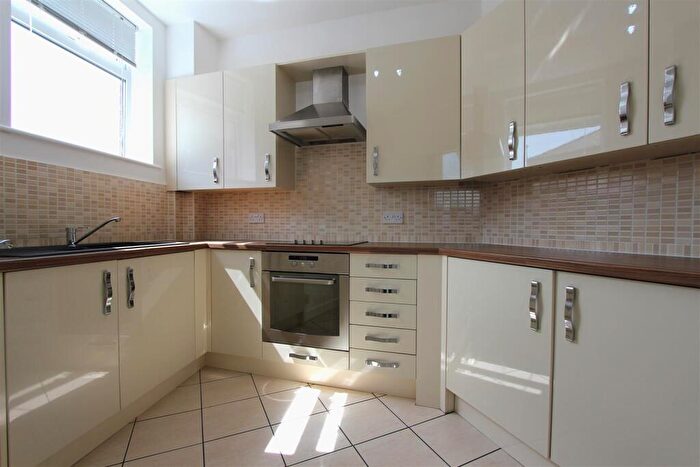 1 Bedroom Flat To Rent In Knighton Fields Road West, Leicester, LE2