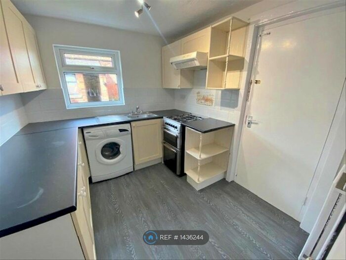 2 Bedroom Terraced House To Rent In Miller Road, Preston, PR1