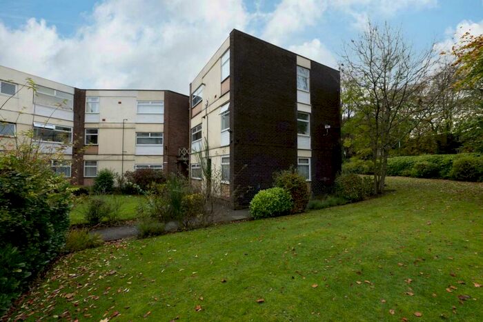 1 Bedroom Flat To Rent In Berkerley Court, M7