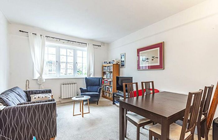 2 Bedroom Apartment To Rent In Abbey Road, St John's Wood, London, NW8