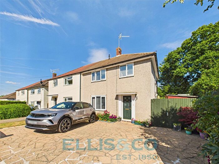 3 Bedroom Semi-Detached House For Sale In Bracken Walk, Tonbridge, Kent, TN10