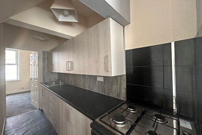 1 Bedroom Flat To Rent In Eastham Street, Burnley, BB10