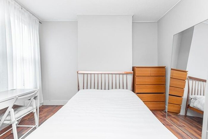 3 Bedroom Maisonette To Rent In Morley Road, London, E10
