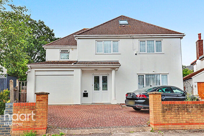 5 Bedroom Detached House For Sale In Whitegate Gardens, Harrow, HA3