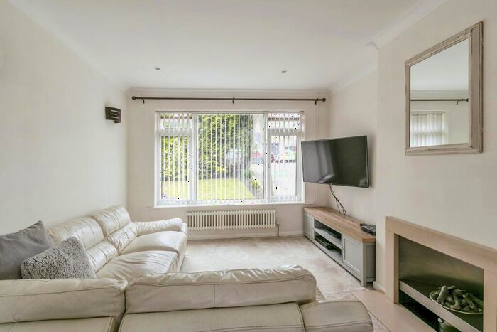 2 Bedroom Bungalow For Sale In Yarmouth Road, Branksome, Poole, BH12