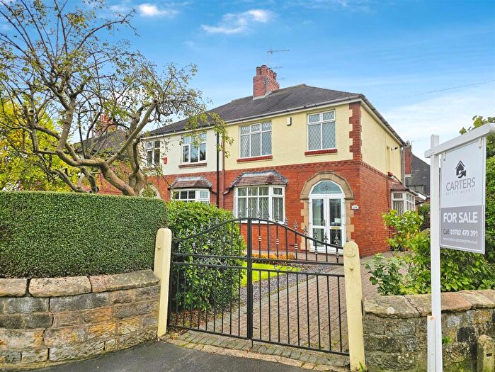 3 Bedroom Semi-Detached House For Sale In Tunstall Road, Knypersley, Stoke-On-Trent, ST8
