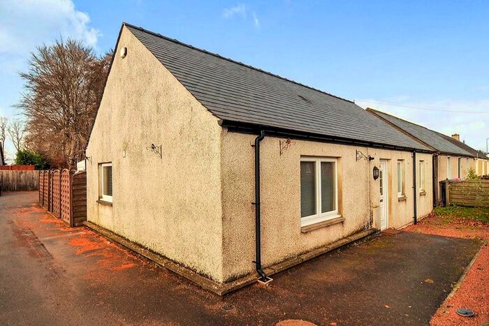 2 Bedroom Bungalow To Rent In Lochthorn Cottages, Heathhall, Dumfries, Dumfries And Galloway DG1