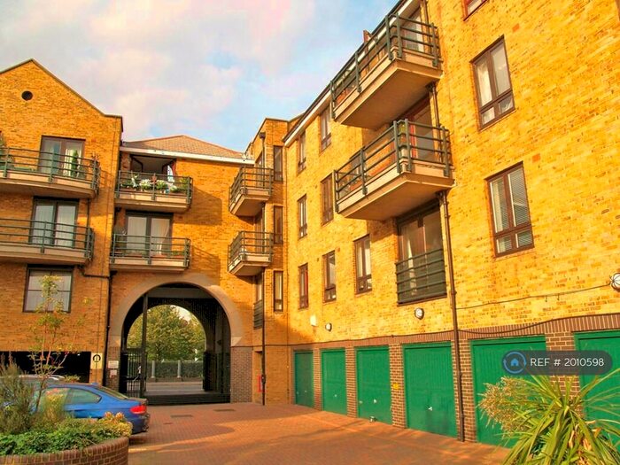 1 Bedroom Flat To Rent In Narrow Street, Limehouse, E14