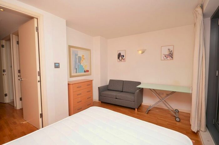 Studio To Rent In New Providence Wharf, Canary Wharf, E14