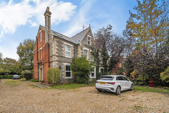 1 Bedroom Apartment To Rent In Western Elms Avenue, Reading, RG30